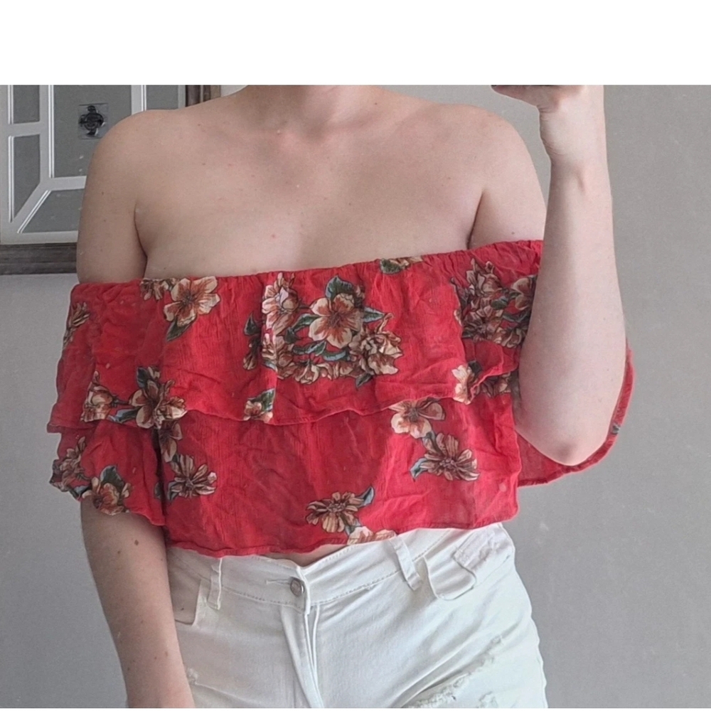 Forever 21 Red Tropical Floral Off-Shoulder Crop Top